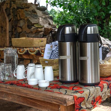 Dolly Farm & River Camp, Luxury Tents Usa River Ngoại thất bức ảnh