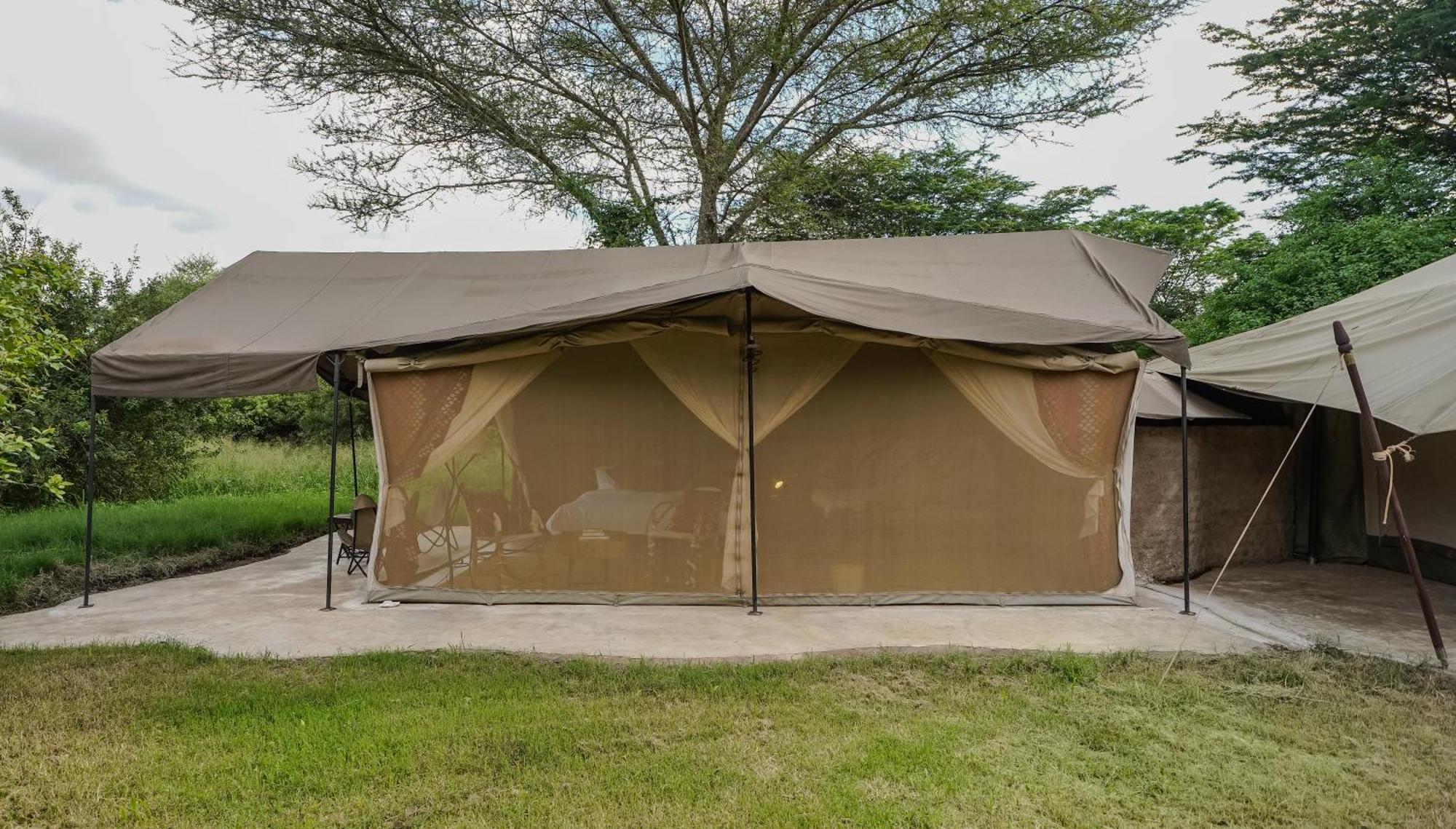 Dolly Farm & River Camp, Luxury Tents Usa River Ngoại thất bức ảnh