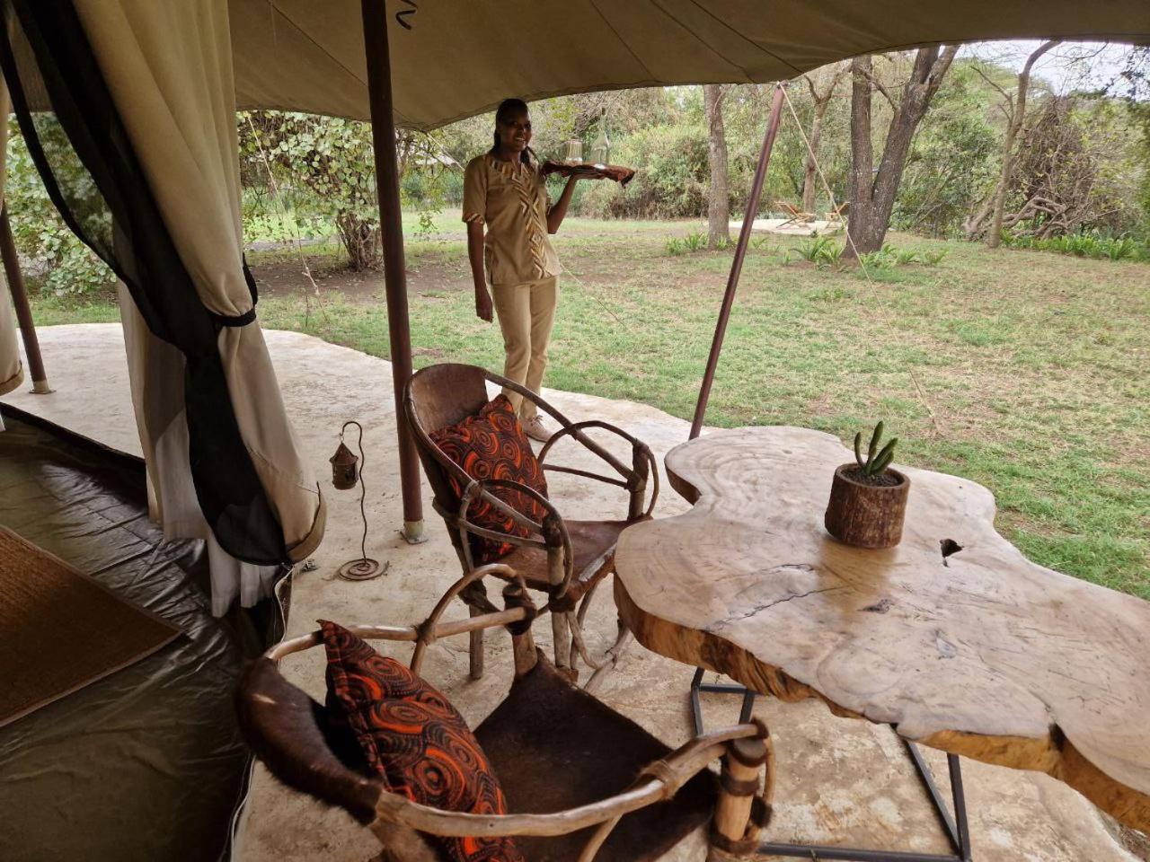 Dolly Farm & River Camp, Luxury Tents Usa River Ngoại thất bức ảnh
