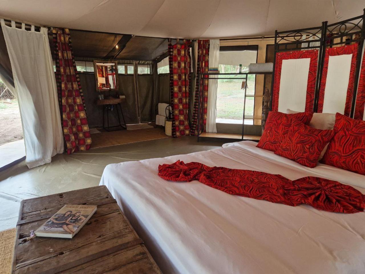 Dolly Farm & River Camp, Luxury Tents Usa River Ngoại thất bức ảnh
